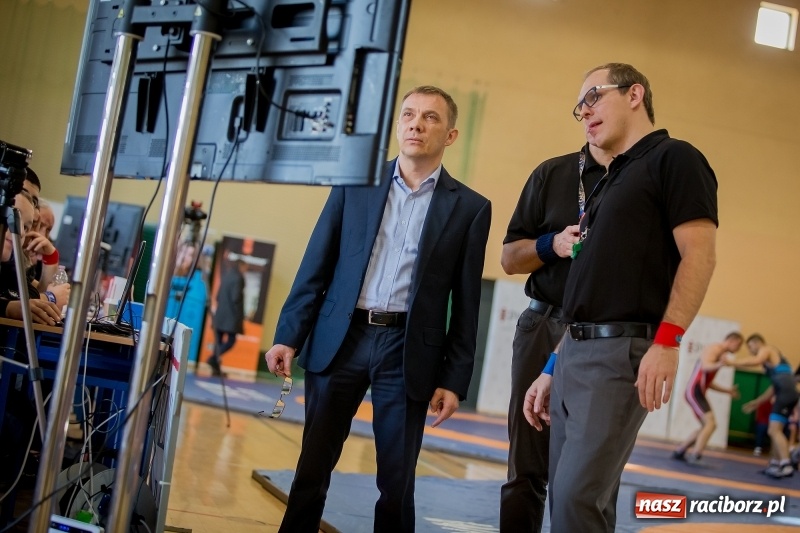 Zdjęcie w galerii na portalu naszraciborz.pl: Puchar Polski seniorów w zapasach w stylu klasycznym i zapasach kobiet w Rudniku wiadomości z regionu