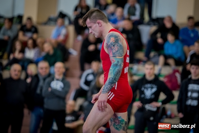Zdjęcie w galerii na portalu naszraciborz.pl: Puchar Polski seniorów w zapasach w stylu klasycznym i zapasach kobiet w Rudniku wiadomości z regionu