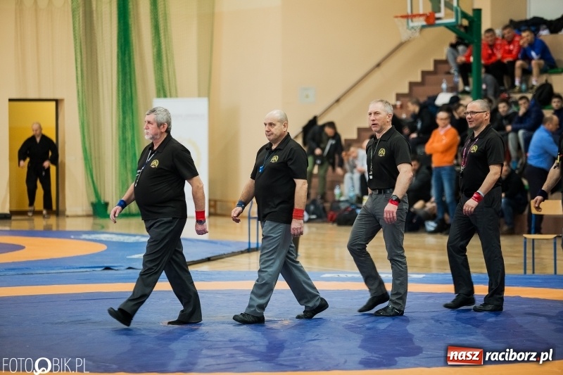 Zdjęcie w galerii na portalu naszraciborz.pl: Puchar Polski w zapasach - oficjalne rozpoczęcie wiadomości z regionu