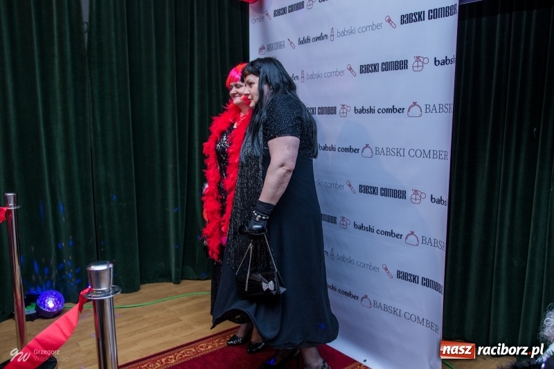 Zdjęcie w galerii na portalu naszraciborz.pl: W Łubowicach jak w Hollywood, czyli królowe życia na czerwonym dywanie wiadomości z regionu