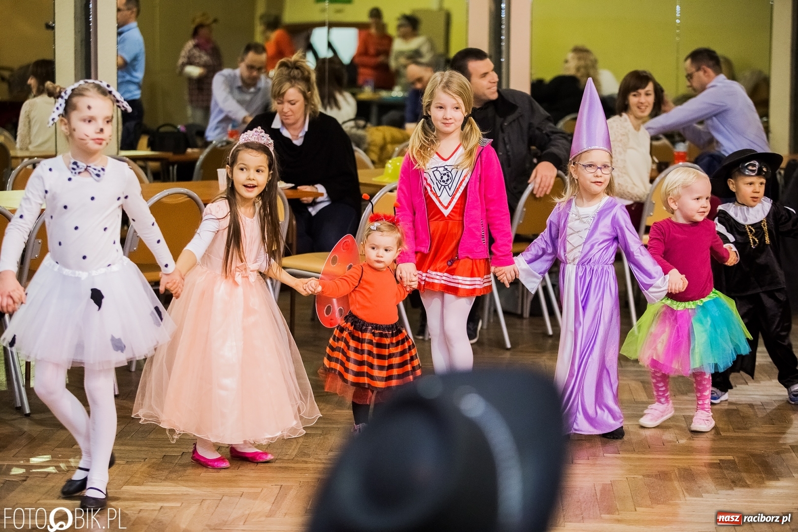 Zdjęcie w galerii na portalu naszraciborz.pl: Dziecięcy bal przebierańców w Krzanowicach wiadomości z regionu