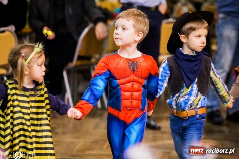Zdjęcie w galerii na portalu naszraciborz.pl: Dziecięcy bal przebierańców w Krzanowicach wiadomości z regionu