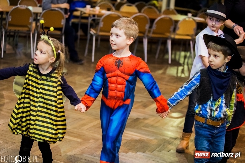 Zdjęcie w galerii na portalu naszraciborz.pl: Dziecięcy bal przebierańców w Krzanowicach wiadomości z regionu