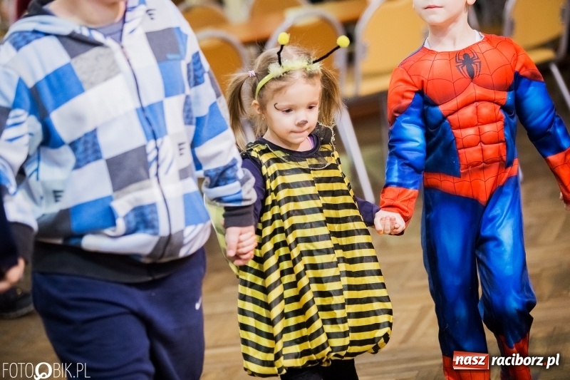 Zdjęcie w galerii na portalu naszraciborz.pl: Dziecięcy bal przebierańców w Krzanowicach wiadomości z regionu