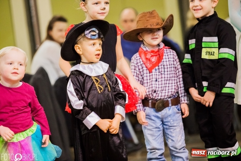 Zdjęcie w galerii na portalu naszraciborz.pl: Dziecięcy bal przebierańców w Krzanowicach wiadomości z regionu