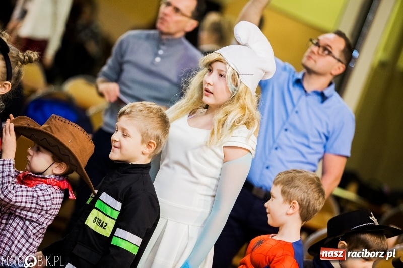 Zdjęcie w galerii na portalu naszraciborz.pl: Dziecięcy bal przebierańców w Krzanowicach wiadomości z regionu