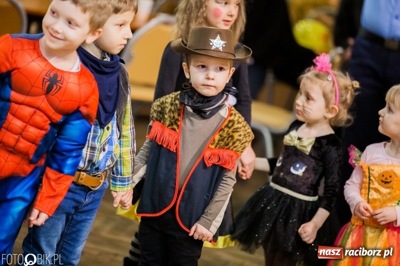 Zdjęcie w galerii na portalu naszraciborz.pl: Dziecięcy bal przebierańców w Krzanowicach wiadomości z regionu