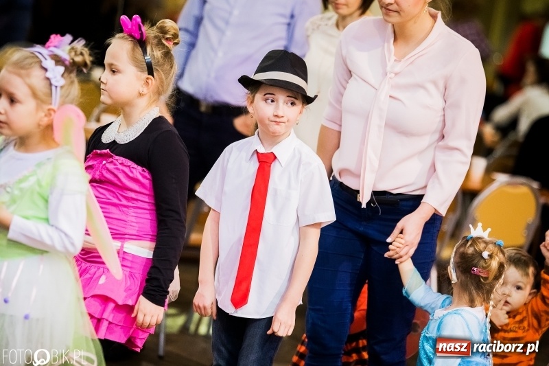 Zdjęcie w galerii na portalu naszraciborz.pl: Dziecięcy bal przebierańców w Krzanowicach wiadomości z regionu