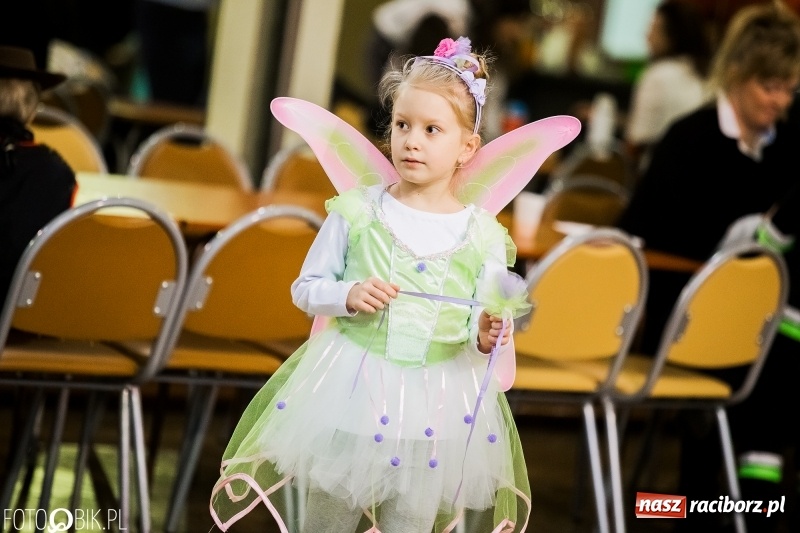 Zdjęcie w galerii na portalu naszraciborz.pl: Dziecięcy bal przebierańców w Krzanowicach wiadomości z regionu
