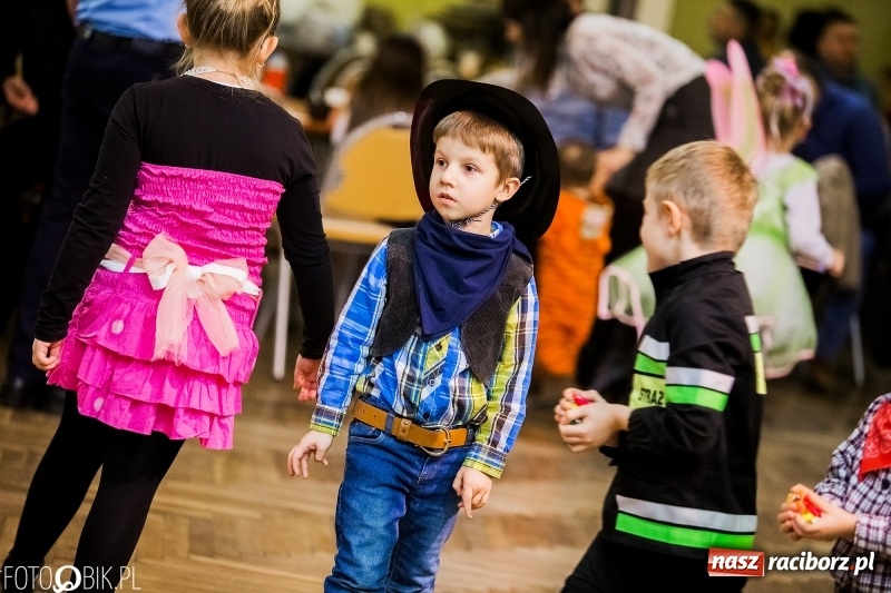 Zdjęcie w galerii na portalu naszraciborz.pl: Dziecięcy bal przebierańców w Krzanowicach wiadomości z regionu