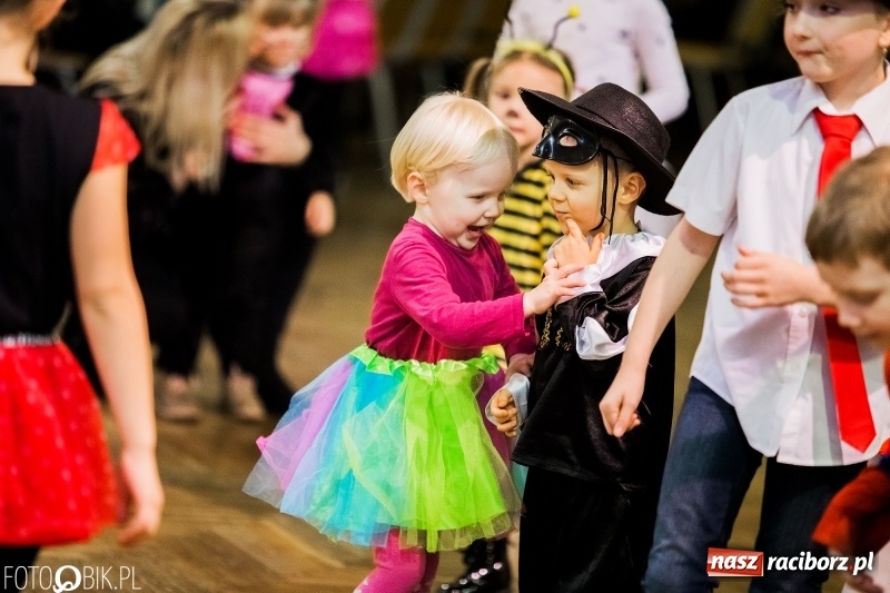 Zdjęcie w galerii na portalu naszraciborz.pl: Dziecięcy bal przebierańców w Krzanowicach wiadomości z regionu