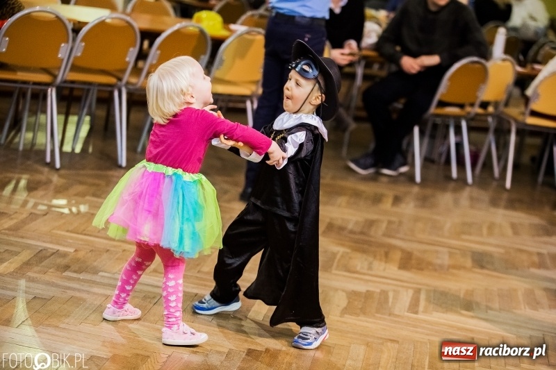 Zdjęcie w galerii na portalu naszraciborz.pl: Dziecięcy bal przebierańców w Krzanowicach wiadomości z regionu