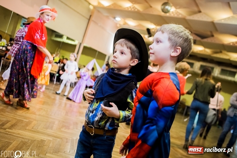 Zdjęcie w galerii na portalu naszraciborz.pl: Dziecięcy bal przebierańców w Krzanowicach wiadomości z regionu