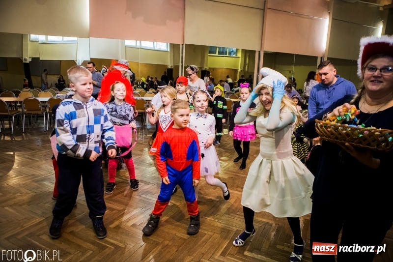 Zdjęcie w galerii na portalu naszraciborz.pl: Dziecięcy bal przebierańców w Krzanowicach wiadomości z regionu