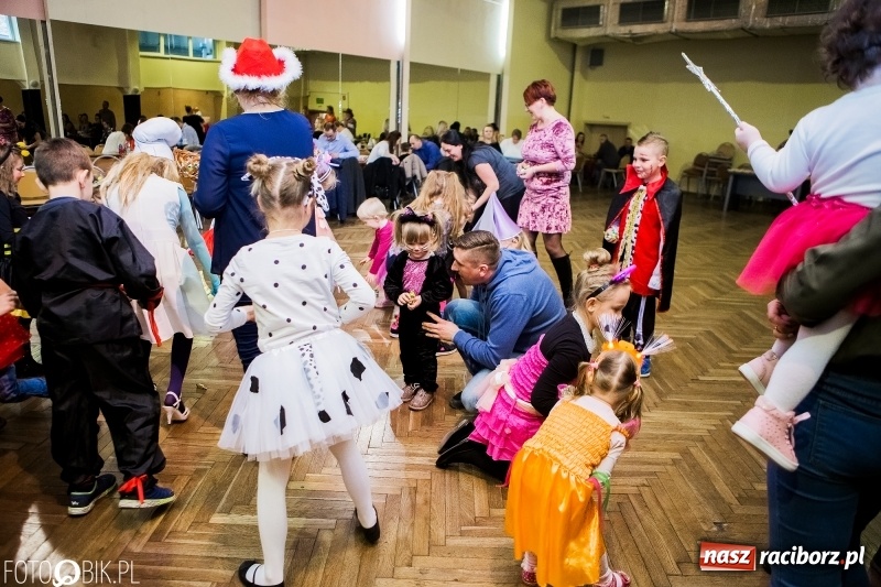 Zdjęcie w galerii na portalu naszraciborz.pl: Dziecięcy bal przebierańców w Krzanowicach wiadomości z regionu