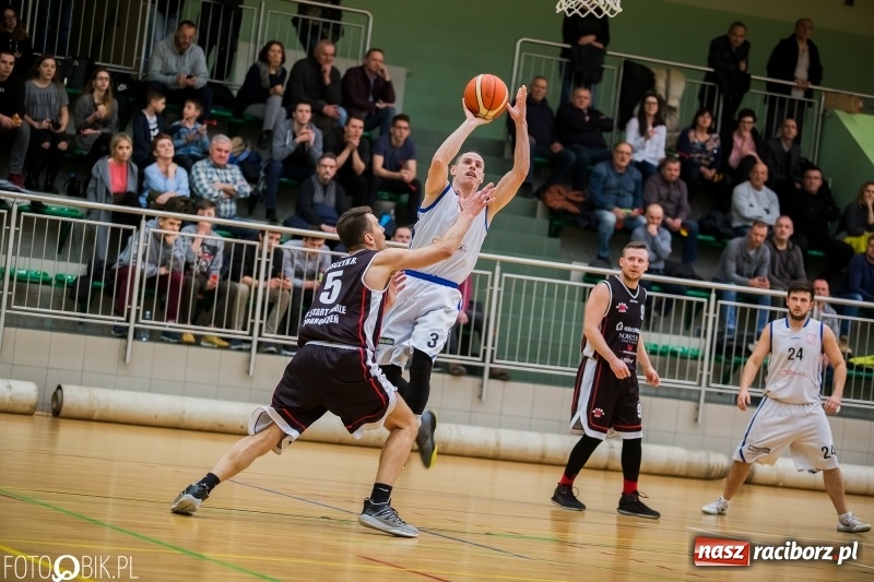 Zdjęcie w galerii na portalu naszraciborz.pl: Start Meble Dobrodzień za silny dla Ofensywy  wiadomości z regionu