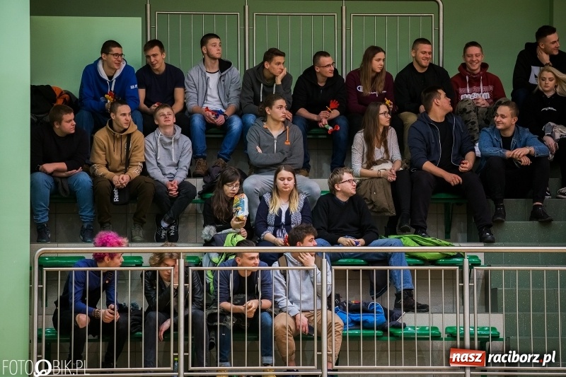 Zdjęcie w galerii na portalu naszraciborz.pl: Start Meble Dobrodzień za silny dla Ofensywy  wiadomości z regionu
