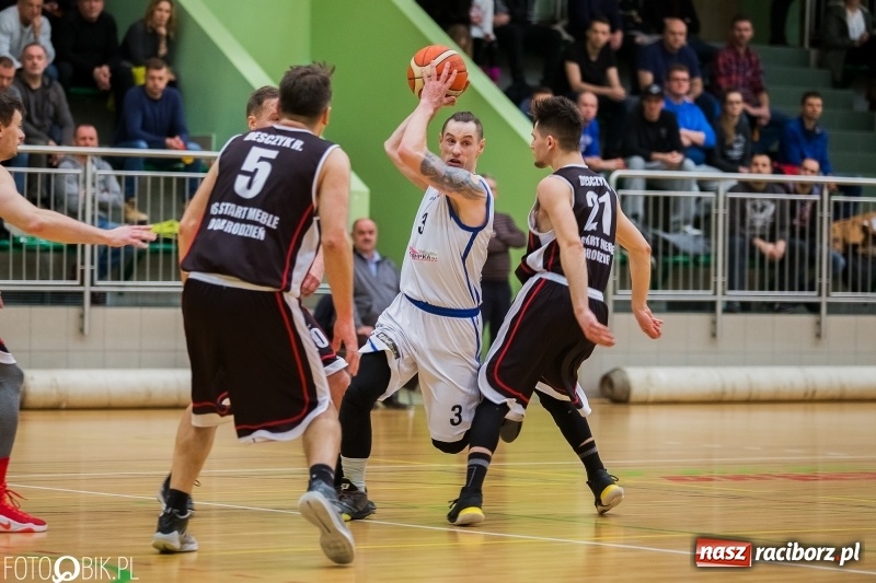 Zdjęcie w galerii na portalu naszraciborz.pl: Start Meble Dobrodzień za silny dla Ofensywy  wiadomości z regionu