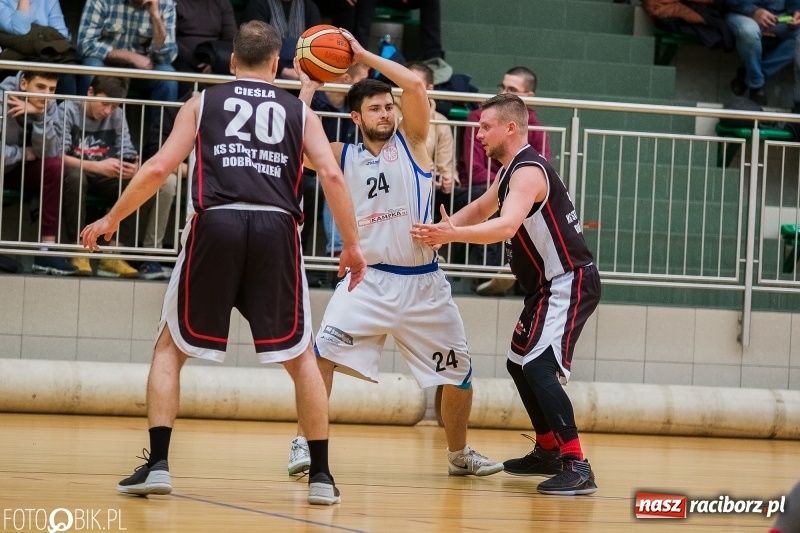 Zdjęcie w galerii na portalu naszraciborz.pl: Start Meble Dobrodzień za silny dla Ofensywy  wiadomości z regionu