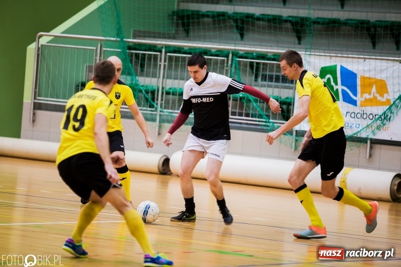 Zdjęcie w galerii na portalu naszraciborz.pl: Rozgrywki HLPN na ostatniej prostej wiadomości z regionu