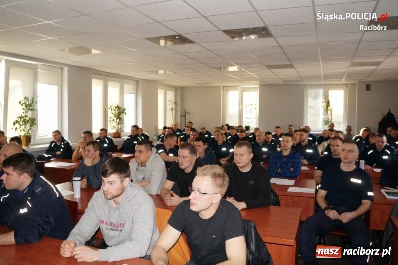 Zdjęcie w galerii na portalu naszraciborz.pl: Raciborscy funkcjonariusze na szkoleniu z udziałem wykładowców Szkoły Policji w Katowicach wiadomości z regionu