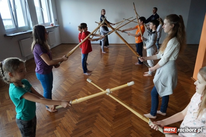 Zdjęcie w galerii na portalu naszraciborz.pl: Dzieci z gminy Nędza wojownikami kendo. Trwa Akcja Zima 2018 wiadomości z regionu
