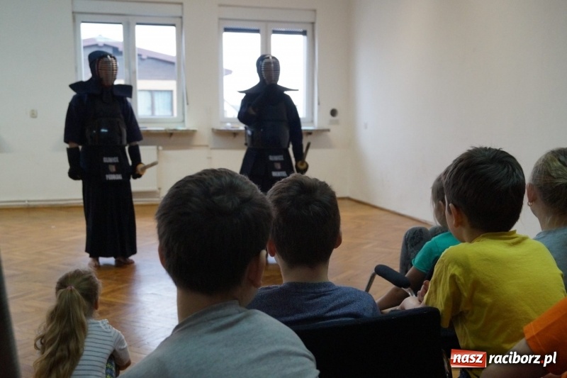 Zdjęcie w galerii na portalu naszraciborz.pl: Dzieci z gminy Nędza wojownikami kendo. Trwa Akcja Zima 2018 wiadomości z regionu