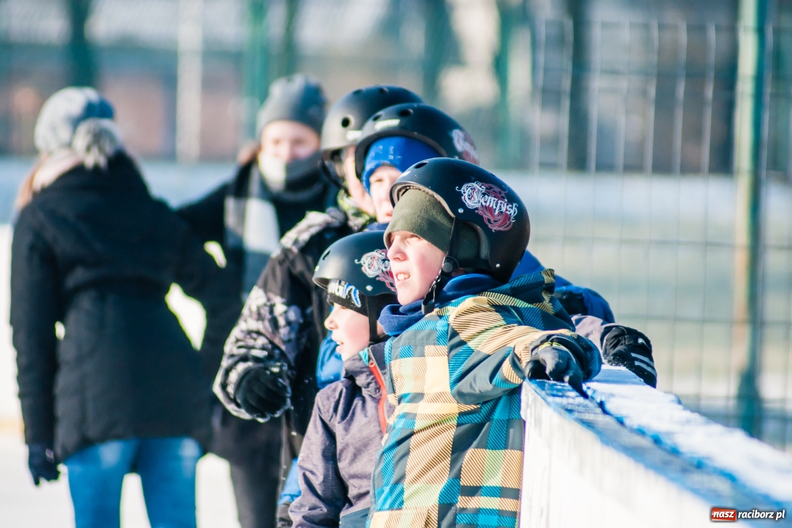 Zdjęcie w galerii na portalu naszraciborz.pl: Zawody łyżwiarskie na lodowisku Piastor wiadomości z regionu