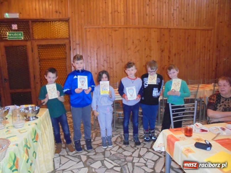 Zdjęcie w galerii na portalu naszraciborz.pl: Ferie zimowe ogniska TKKF Rafako wiadomości z regionu