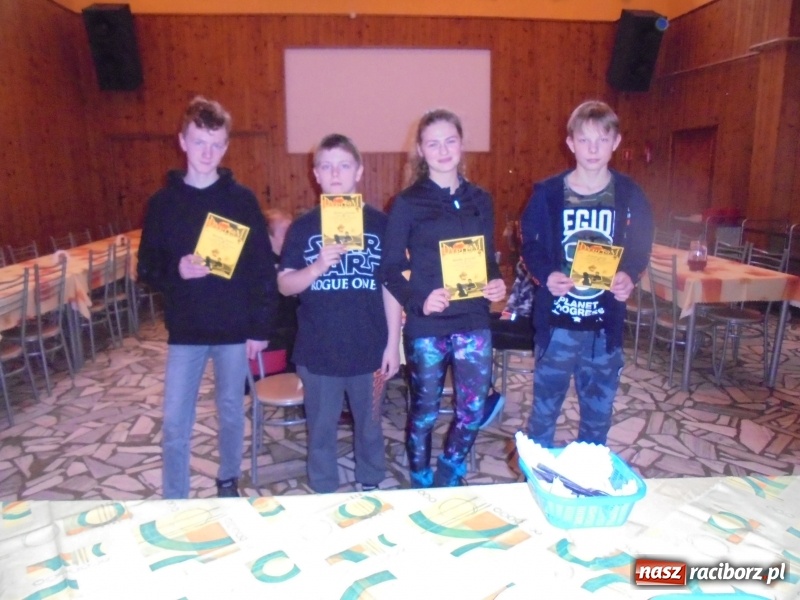 Zdjęcie w galerii na portalu naszraciborz.pl: Ferie zimowe ogniska TKKF Rafako wiadomości z regionu