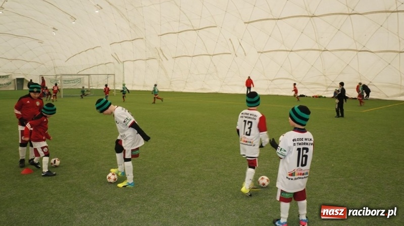 Zdjęcie w galerii na portalu naszraciborz.pl: Zespół żaków LKS Tworków na Oshee Cup 2018 w Krakowie wiadomości z regionu