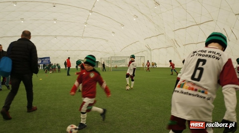 Zdjęcie w galerii na portalu naszraciborz.pl: Zespół żaków LKS Tworków na Oshee Cup 2018 w Krakowie wiadomości z regionu