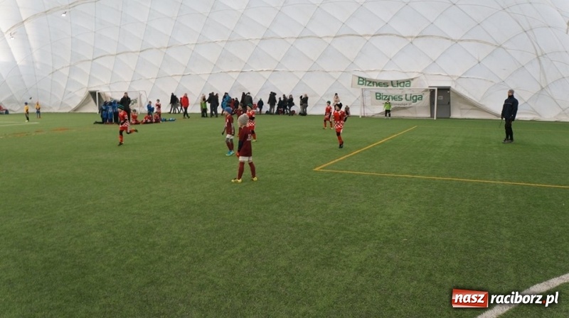 Zdjęcie w galerii na portalu naszraciborz.pl: Zespół żaków LKS Tworków na Oshee Cup 2018 w Krakowie wiadomości z regionu