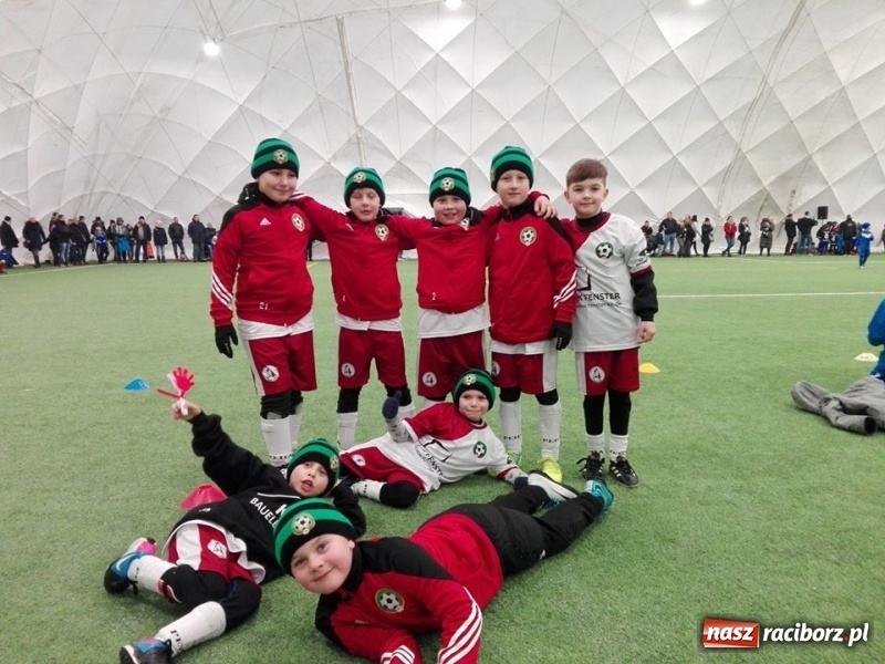 Zdjęcie w galerii na portalu naszraciborz.pl: Zespół żaków LKS Tworków na Oshee Cup 2018 w Krakowie wiadomości z regionu