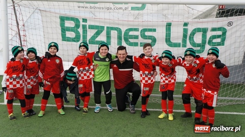 Zdjęcie w galerii na portalu naszraciborz.pl: Zespół żaków LKS Tworków na Oshee Cup 2018 w Krakowie wiadomości z regionu