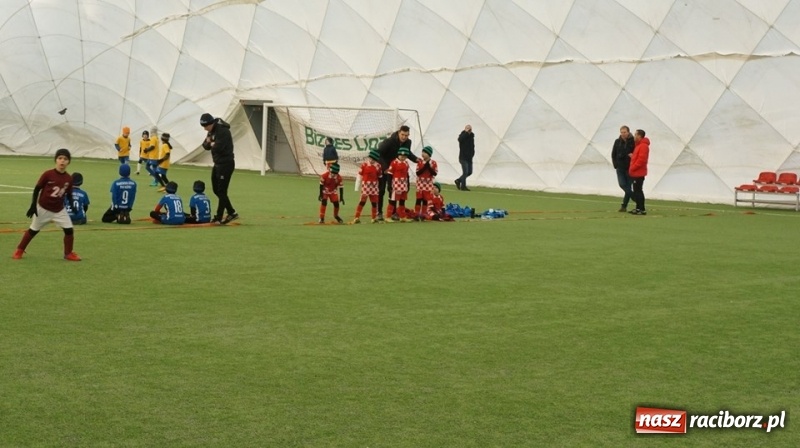 Zdjęcie w galerii na portalu naszraciborz.pl: Zespół żaków LKS Tworków na Oshee Cup 2018 w Krakowie wiadomości z regionu