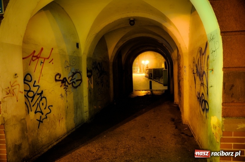 Zdjęcie w galerii na portalu naszraciborz.pl: Racibórz by night. W śniegu miasto wypiękniało  wiadomości z regionu