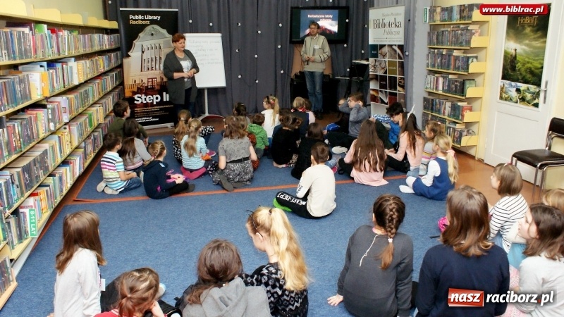 Zdjęcie w galerii na portalu naszraciborz.pl: Ferie w bibliotece z mitologią grecką wiadomości z regionu