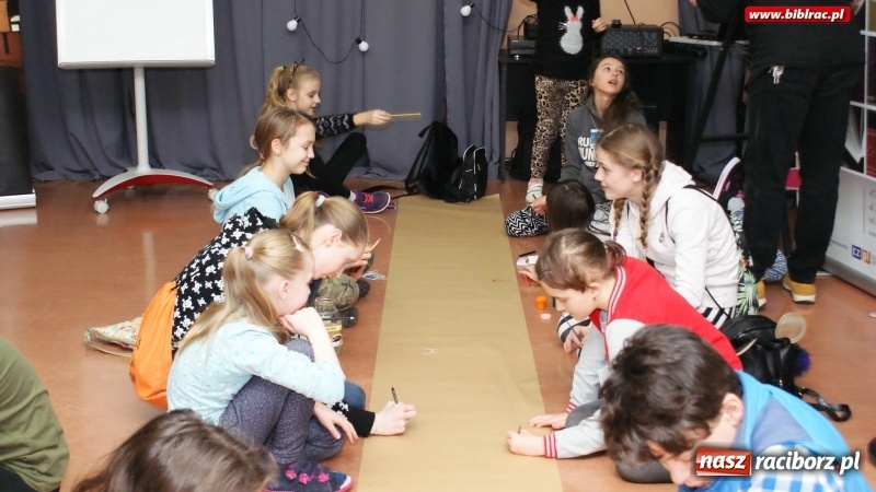 Zdjęcie w galerii na portalu naszraciborz.pl: Ferie w bibliotece z mitologią grecką wiadomości z regionu