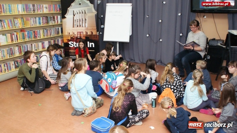 Zdjęcie w galerii na portalu naszraciborz.pl: Ferie w bibliotece z mitologią grecką wiadomości z regionu
