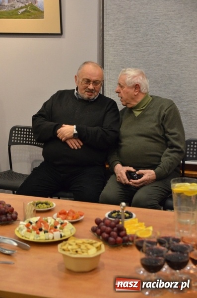 Zdjęcie w galerii na portalu naszraciborz.pl: Wystawa zdjęć Marka Rapnickiego w galerii Obok wiadomości z regionu