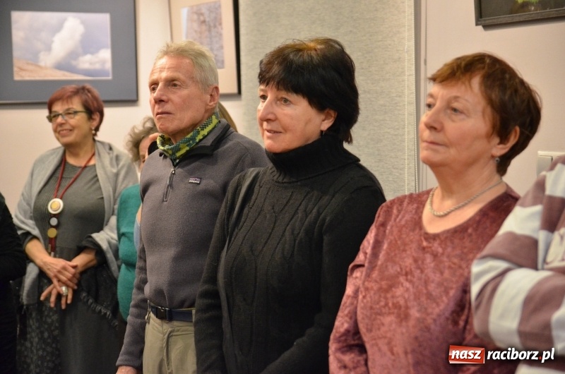 Zdjęcie w galerii na portalu naszraciborz.pl: Wystawa zdjęć Marka Rapnickiego w galerii Obok wiadomości z regionu