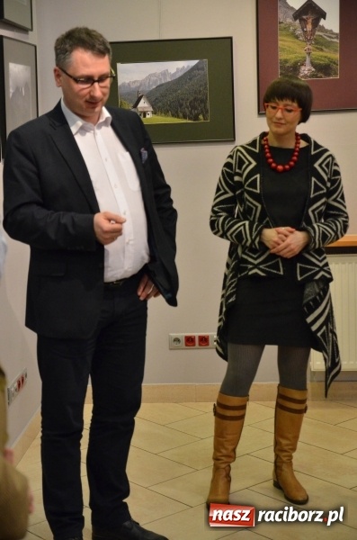 Zdjęcie w galerii na portalu naszraciborz.pl: Wystawa zdjęć Marka Rapnickiego w galerii Obok wiadomości z regionu