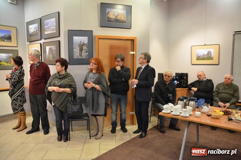 Zdjęcie w galerii na portalu naszraciborz.pl: Wystawa zdjęć Marka Rapnickiego w galerii Obok wiadomości z regionu