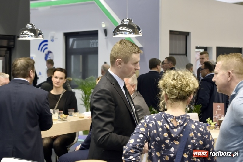 Zdjęcie w galerii na portalu naszraciborz.pl: Europejskie wojaże Eko-Okien, czyli podsumowanie styczniowych targów wiadomości z regionu