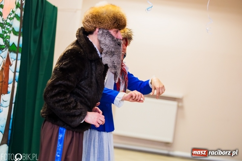 Zdjęcie w galerii na portalu naszraciborz.pl: Kolorowy bal karnawałowy w Pietrowicach Wielkich wiadomości z regionu