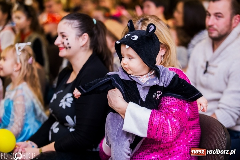Zdjęcie w galerii na portalu naszraciborz.pl: Kolorowy bal karnawałowy w Pietrowicach Wielkich wiadomości z regionu