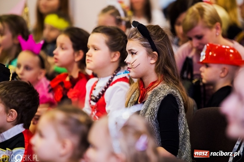 Zdjęcie w galerii na portalu naszraciborz.pl: Kolorowy bal karnawałowy w Pietrowicach Wielkich wiadomości z regionu