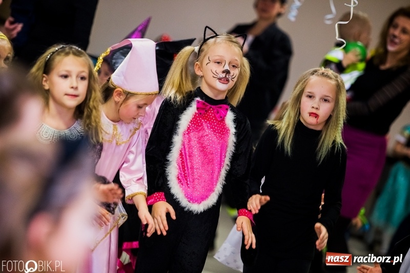 Zdjęcie w galerii na portalu naszraciborz.pl: Kolorowy bal karnawałowy w Pietrowicach Wielkich wiadomości z regionu