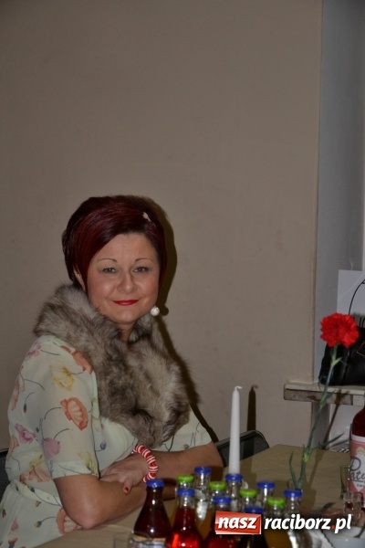 Zdjęcie w galerii na portalu naszraciborz.pl: Im więcej pączków, tym więcej szczęścia, czyli babski comber w Tworkowie  wiadomości z regionu